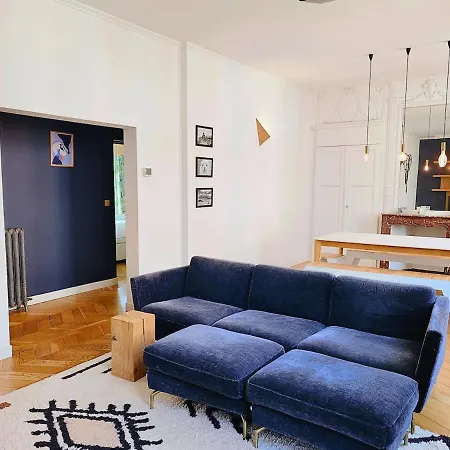 아파트 2-bedroom Design And Prestige Vieux-lille *