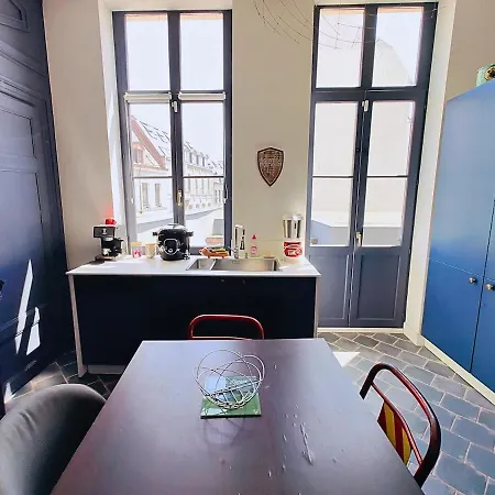 2-bedroom Design And Prestige Vieux-lille 아파트 *